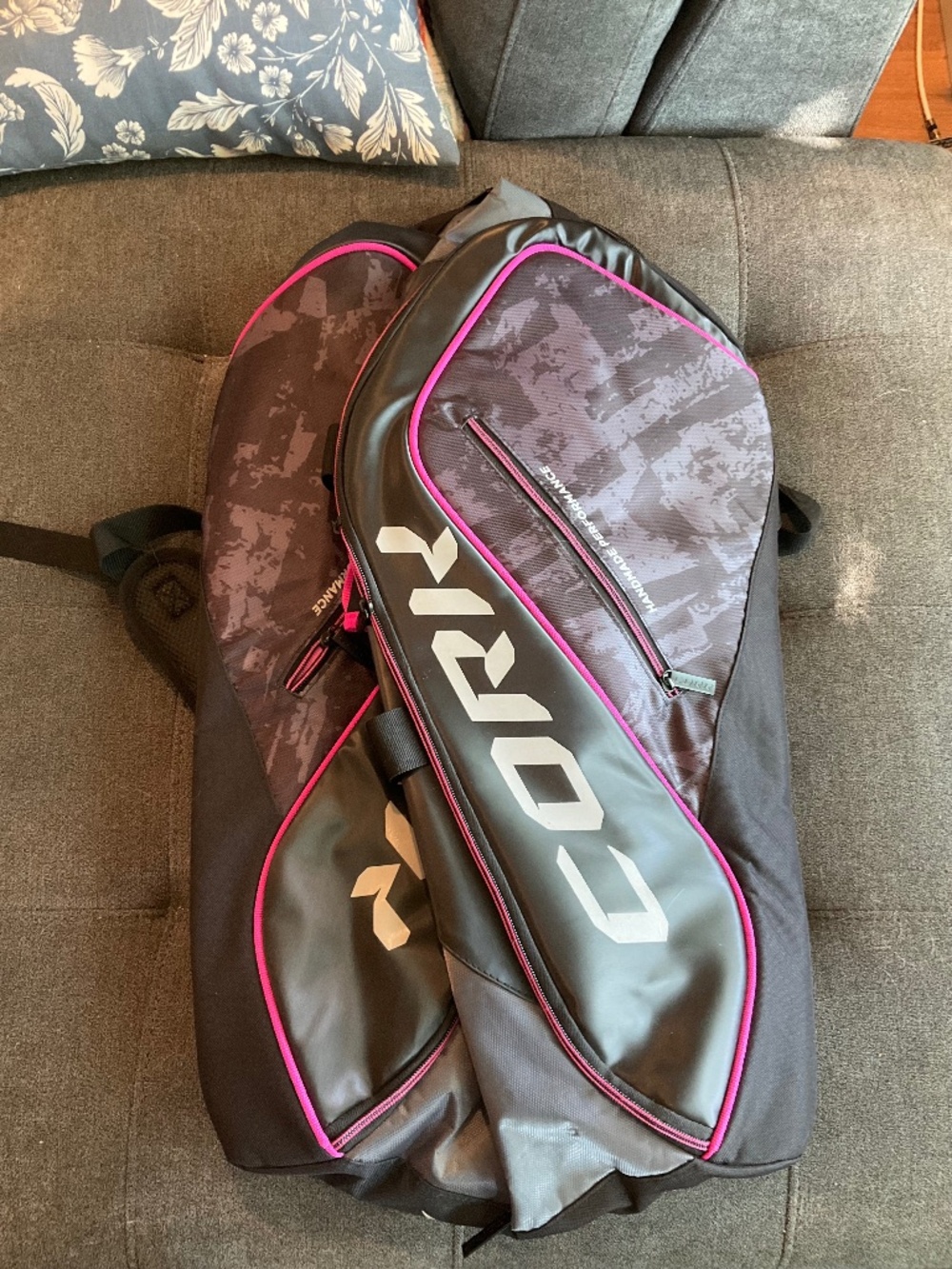 NWOT Cork Padel Thermobag Black w/Pink